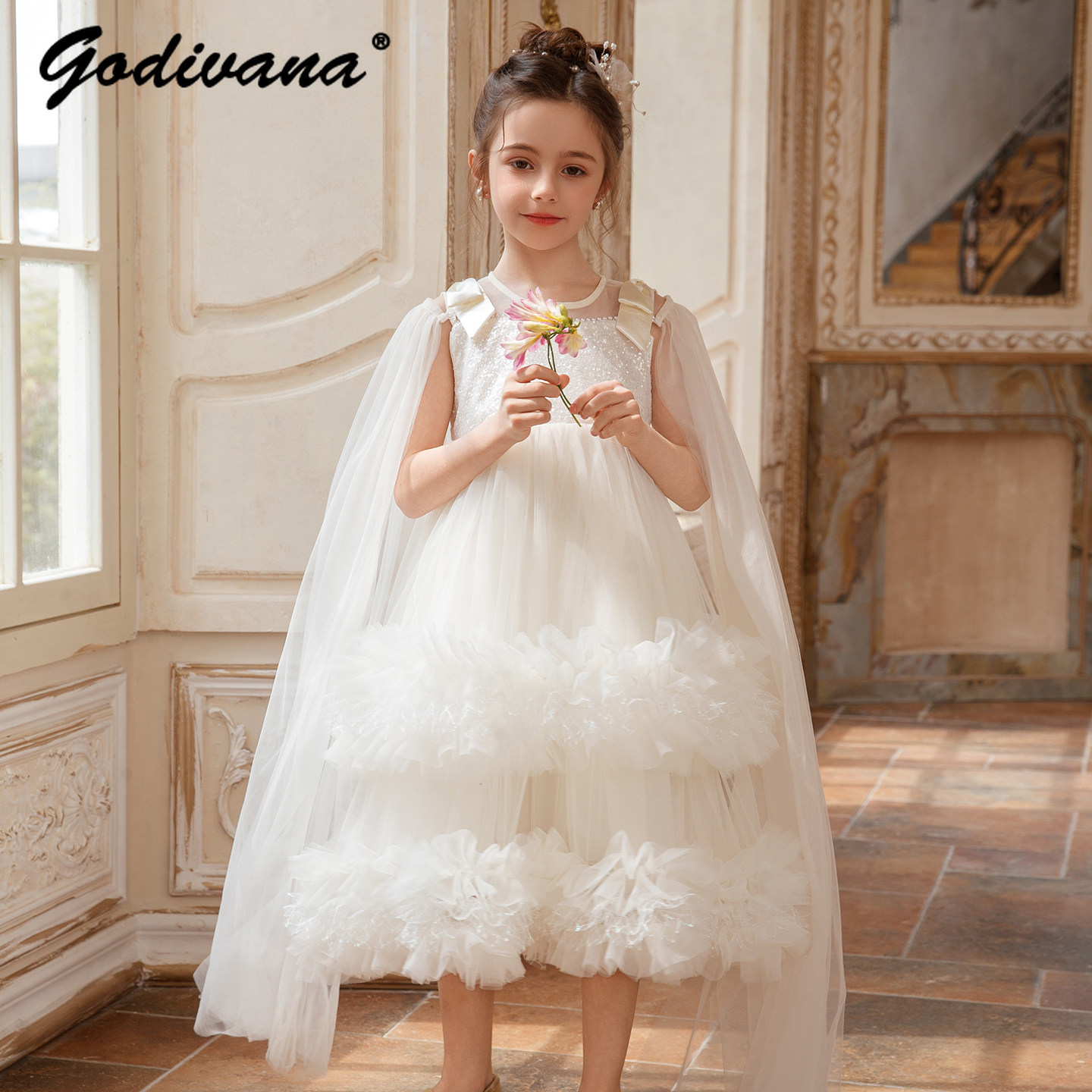 Süßes Mädchen-Prinzessinnenkle – Baby Clothing Dresser Bewertung und Preis
